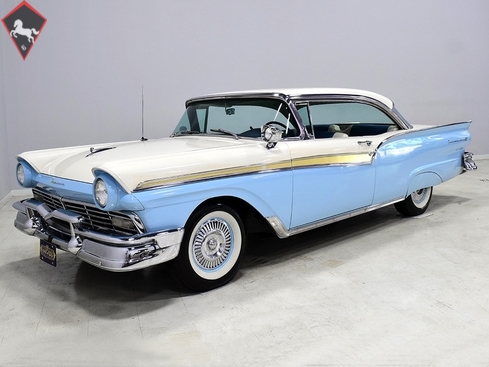 Ford Fairlane 1957