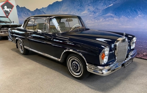Mercedes-Benz 250SE Coupé w111 1966