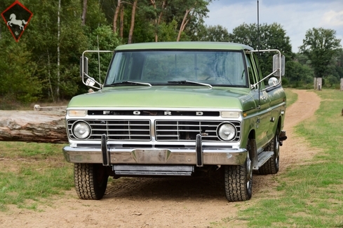 Ford F-250 1975