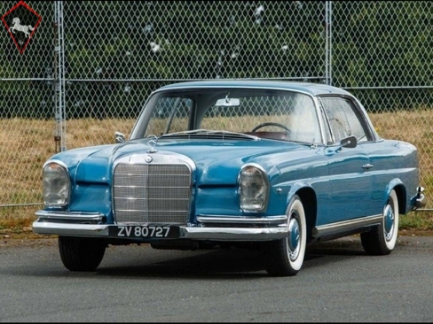 Mercedes-Benz 220SE Coupé w111 1962