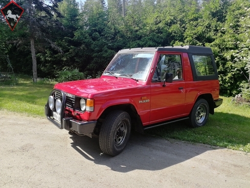 Mitsubishi Pajero 1988