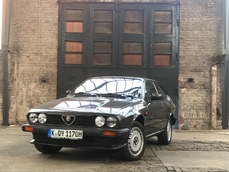 Alfa Romeo GTV 2000 1986