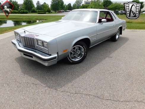 Oldsmobile Cutlass 1977