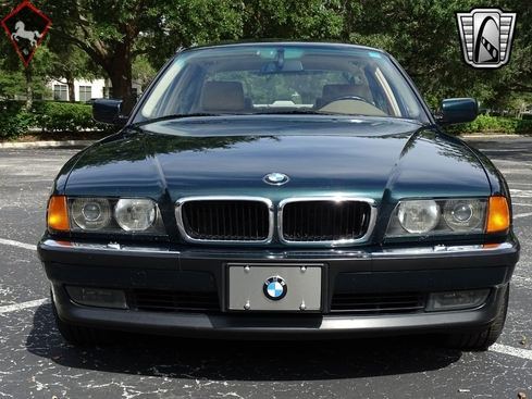 BMW 750 1995