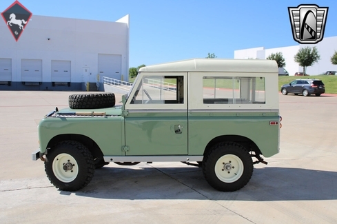 Land Rover Series II 1971