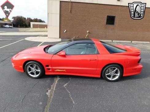 Pontiac Firehawk 2000