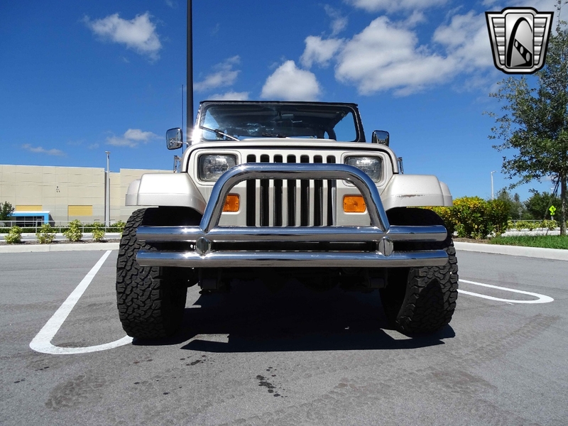 1995 Jeep Wrangler is listed For sale on ClassicDigest in Coral Springs by  Gateway Classic Cars - Ft. Lauderdale for $16500. 