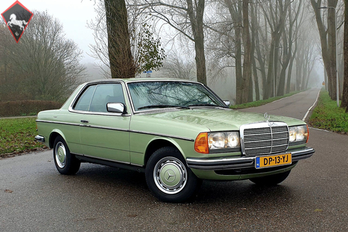 Mercedes-Benz 230 w123 1979