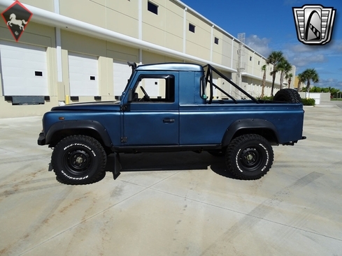 Land Rover Defender 1995