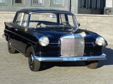 Mercedes-Benz 190 w110 Fintail 1965