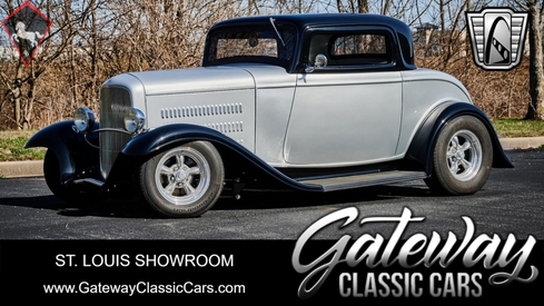 Ford 3-Window Coupe 1932