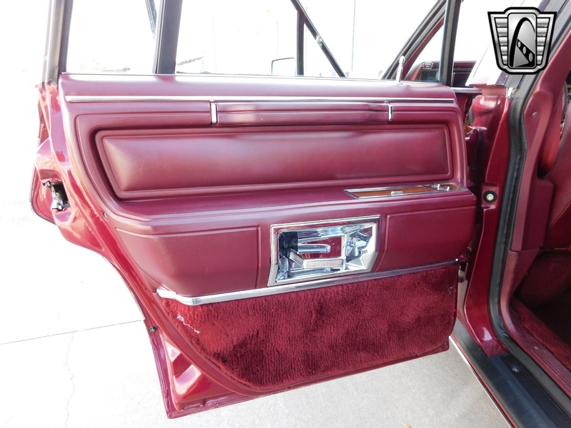 1989 Lincoln Town Car is listed For sale on ClassicDigest in Ruskin by