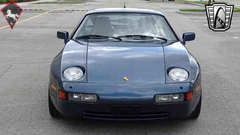 Porsche 928 1989