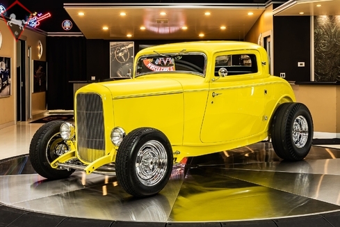 Ford 3-Window Coupe 1932