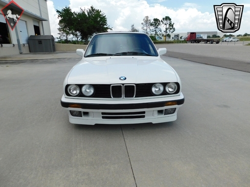 BMW 325 1990