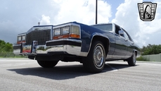 Cadillac Brougham 1988