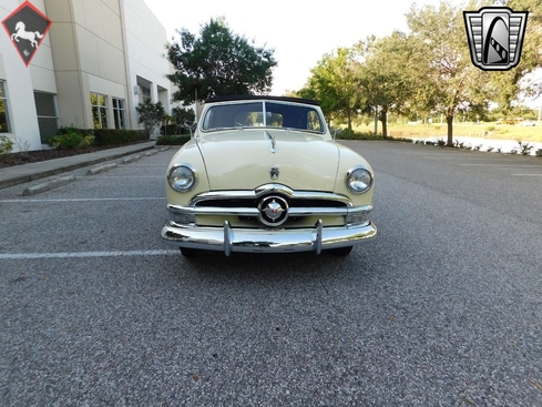 Ford Custom 1950