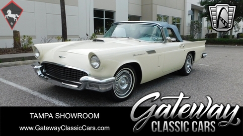 Ford Thunderbird 1957