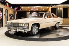 Cadillac Coupe de Ville 1977