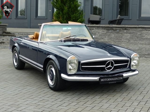 Mercedes-Benz 280SL w113 1970