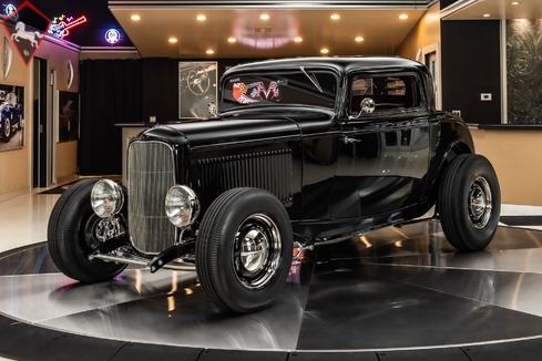 Ford 3-Window Coupe 1932