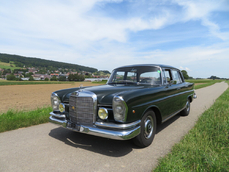 Mercedes-Benz 230S w111 Fintail 1966