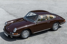 Porsche 911 Early LWB 1965