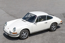 Porsche 911 Early LWB 1971