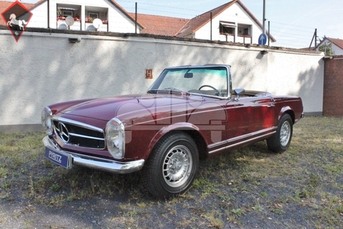 Mercedes-Benz 280SL w113 1969