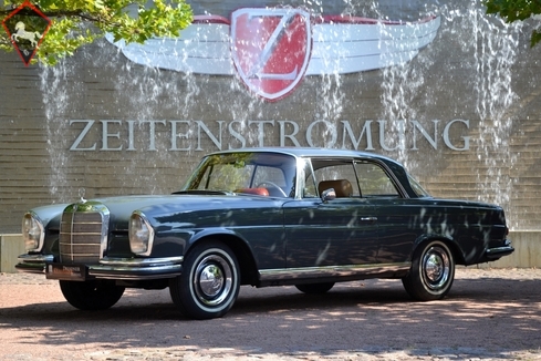 Mercedes-Benz 220SE Coupé w111 1964