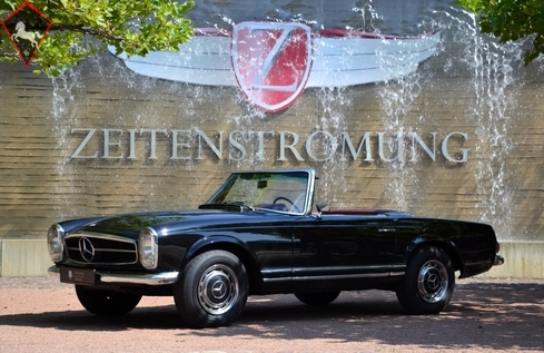 Mercedes-Benz 280SL w113 1970