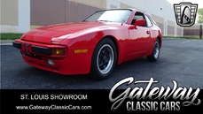 Porsche 944 1983