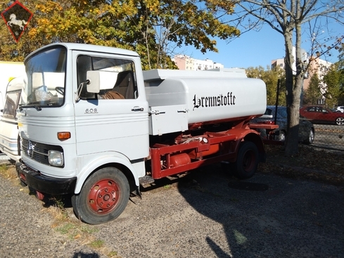 Mercedes-Benz LP 1977