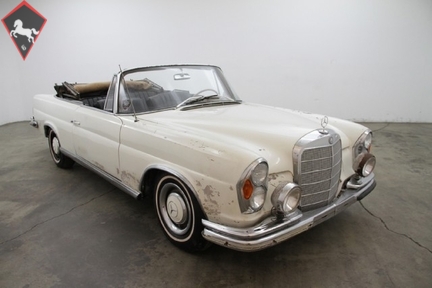 Mercedes-Benz 220SE Cabriolet w111 1964
