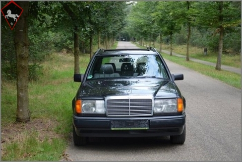 Mercedes-Benz 230 w124 1986