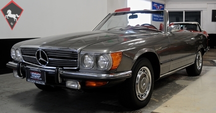 Mercedes-Benz 350SL w107 1972