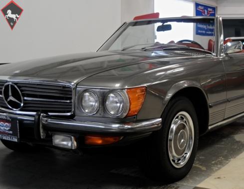 Mercedes-Benz 350SL w107 1972