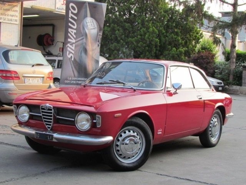 Alfa Romeo Giulia Gt Anni 70.Alfa Romeo Giulia Gt 1300 Junior Alfa Romeo Giulia 2019