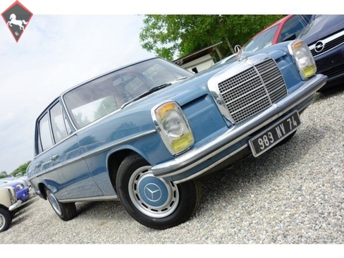 Mercedes-Benz 220 w115 1972