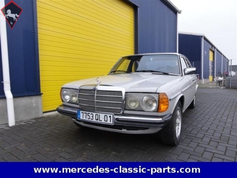 Mercedes-Benz 230 w123 1976