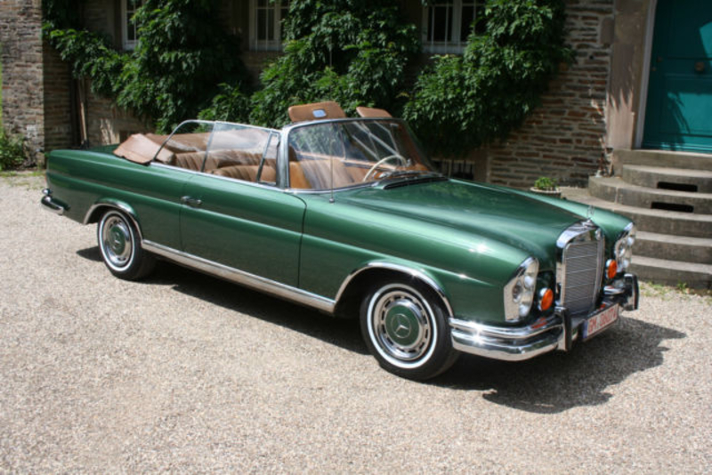 1965 Mercedes Benz 250se Cabriolet W111 Is Listed Sold On Classicdigest In Gummersbacher Strasse 20 51766 Engelskirchen Germany By Auto Dealer For 139000 Classicdigest Com