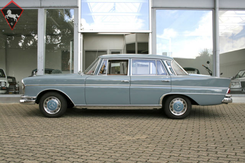 Mercedes-Benz 300SE/SEL w112 Fintail 1964