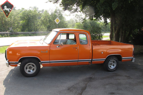 Dodge D150 1977