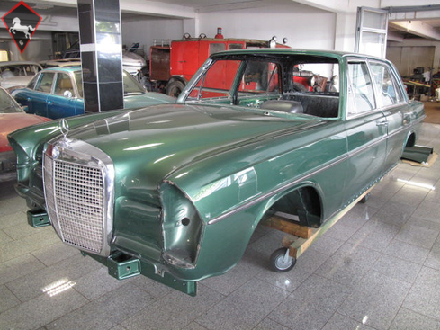 Mercedes-Benz 300SEL 6.3 w109 1969