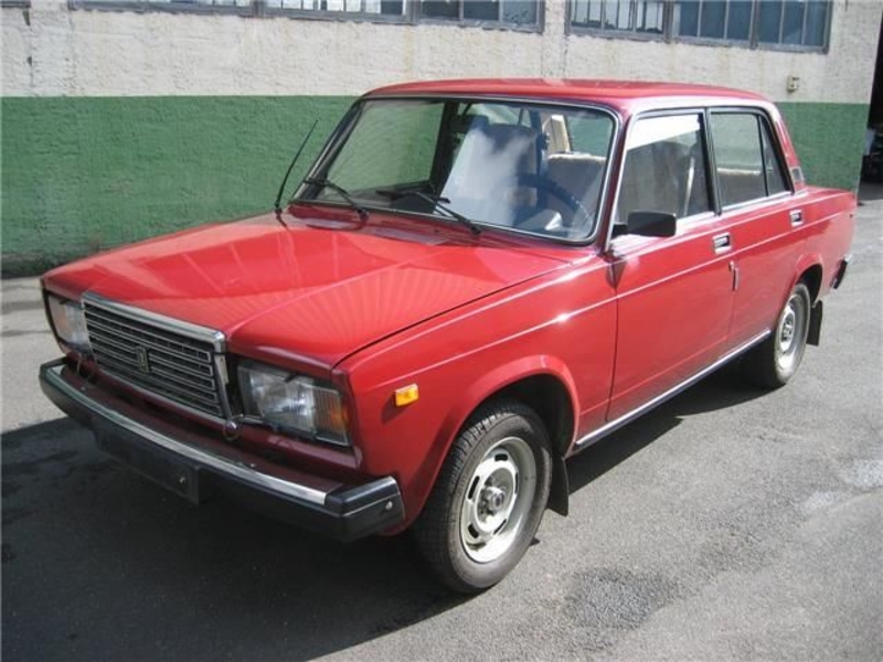 Lada 2107 сзади