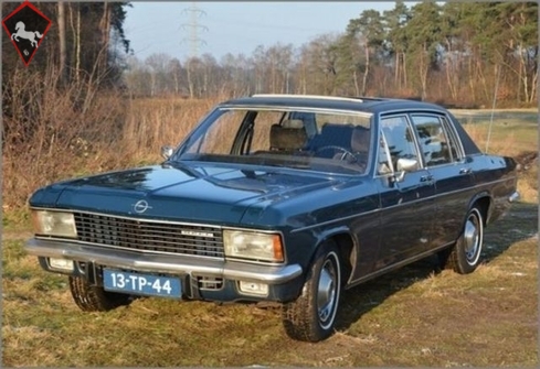 Opel Admiral A berline (1964) noire - SNC