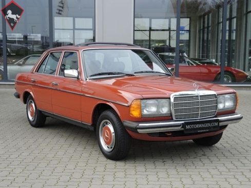 Mercedes-Benz 200 w123 1983