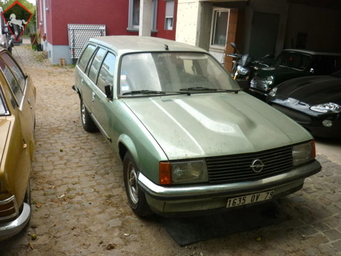 Opel Rekord 1982
