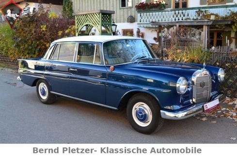 Mercedes-Benz 190 w110 Fintail 1964