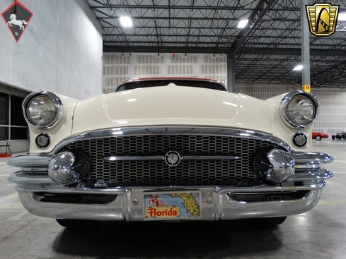 Buick Roadmaster 1955
